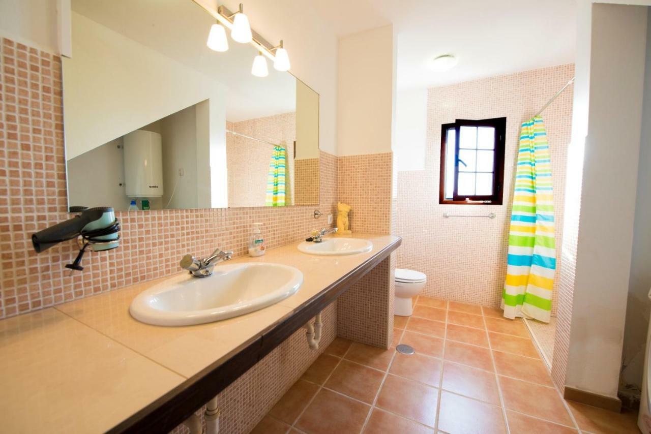 Villatommy Heated Pool, Hottub, Fast Wifi Lajares Luaran gambar